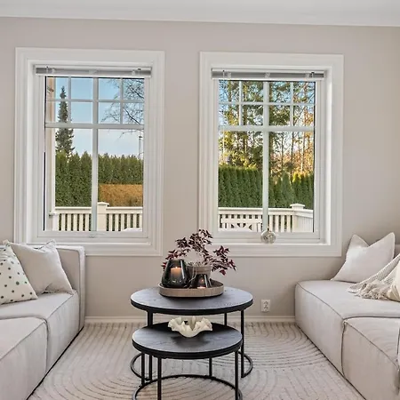 Beautiful Vacation For Rent - Fully Furnished *